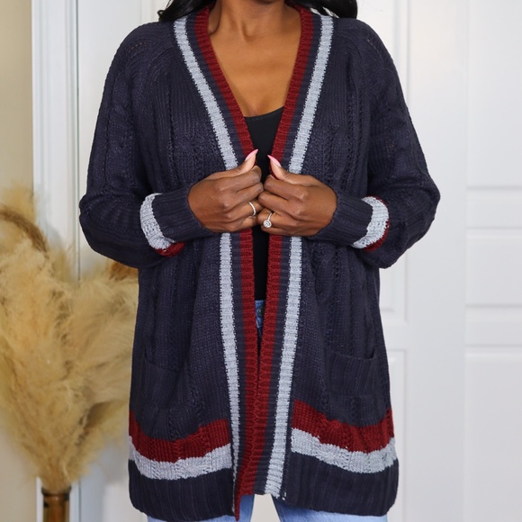 DAVI & DANI Sweaters - NAVY BLUE CARDIGAN WITH POCKETS